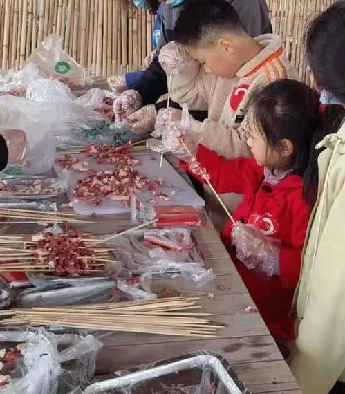 吃瓜群众潮玩,潮玩热潮下的“吃瓜群众”现象解析